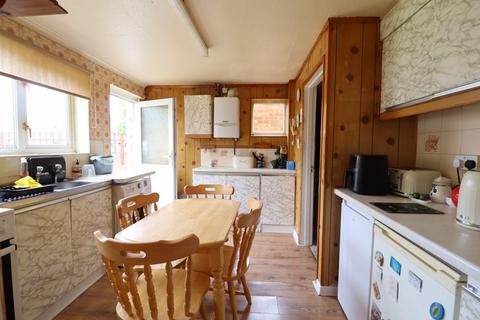 3 bedroom semi-detached house for sale, Westminster Drive, Bletchley, Milton Keynes