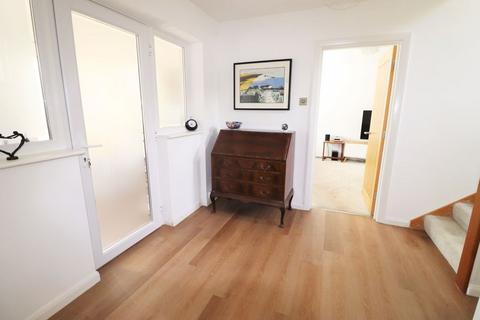 18 Ashurst Drive, Goring By Sea, Worthing, BN12 4SW