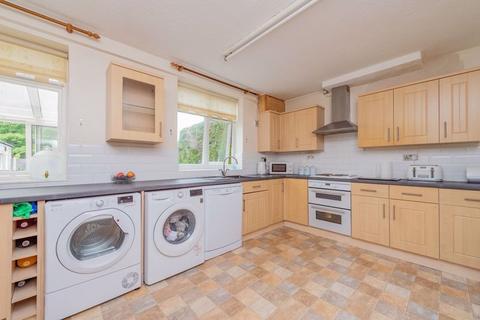 3 bedroom semi-detached house for sale, North View, Chirk