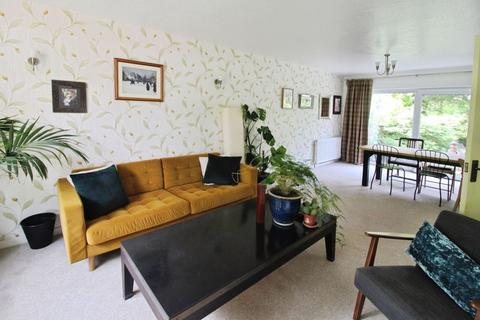 14 Andrew Close, Radcliffe, Manchester, M26 1GQ