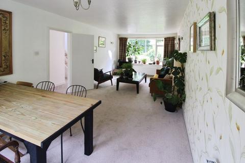 14 Andrew Close, Radcliffe, Manchester, M26 1GQ