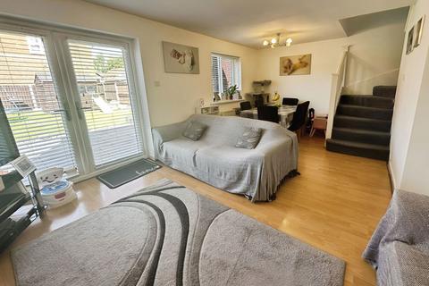 108 Hawkswood Drive, Wednesbury, WS10 8GB