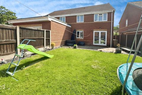 108 Hawkswood Drive, Wednesbury, WS10 8GB