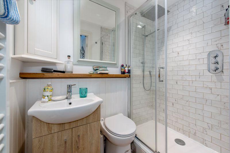 En suite shower room