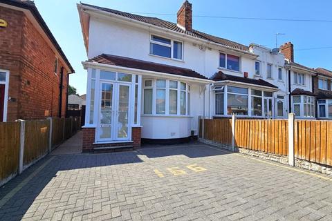 2 bedroom terraced house to rent, Birdbrook Road, Birmingham B44