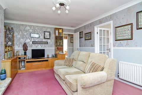 2 bedroom detached bungalow for sale, Springhill Road, Burntwood WS7