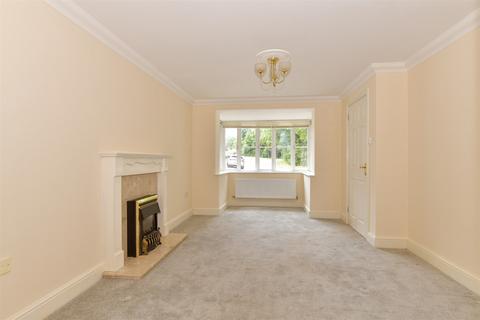 3 Hertsfield Avenue, Rochester, ME2 3PU