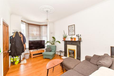 4 bedroom end of terrace house for sale, Manners Road, Southsea PO4