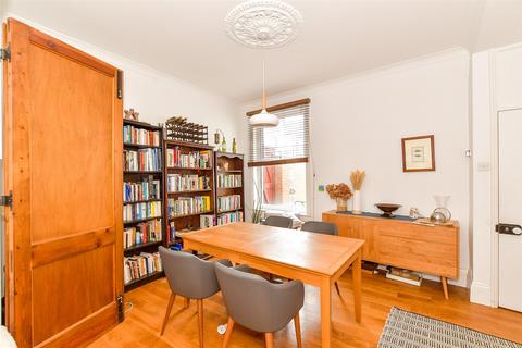 4 bedroom end of terrace house for sale, Manners Road, Southsea PO4