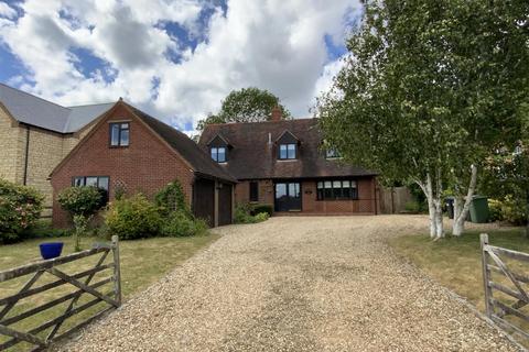 5 bedroom detached house for sale, Higham Cross Road, Hanslope, Milton Keynes