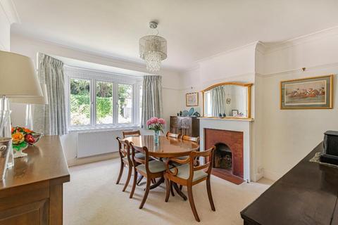 4 bedroom end of terrace house for sale, The Avenue, Orpington, Kent, BR6 9AS