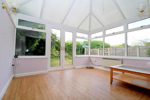 29 The Dell, Luton, LU2 8SX