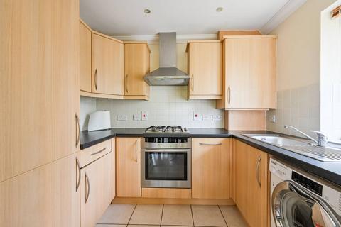 2 bedroom flat for sale, Ashwell Court, Finchley, London, N2