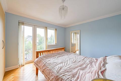 2 bedroom flat for sale, Ashwell Court, Finchley, London, N2