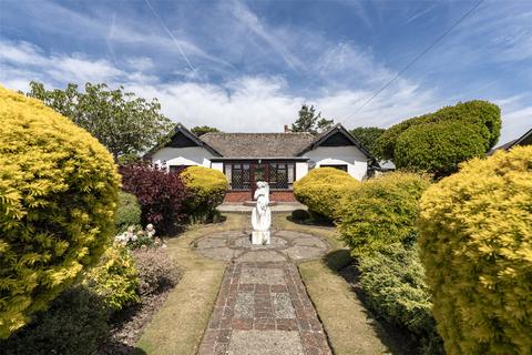 3 bedroom bungalow for sale, Ferring Close, Ferring, Worthing, West Sussex, BN12