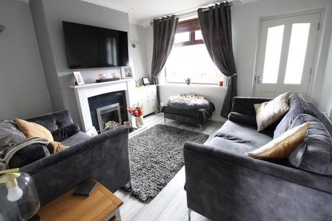 2 bedroom terraced house for sale, Manywells Crescent, Cullingworth, Bradford, BD13