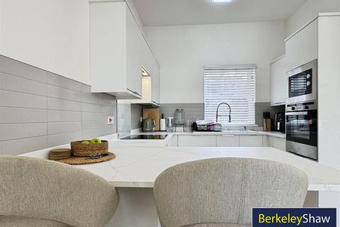 undefined, Adelaide Terrace, Waterloo