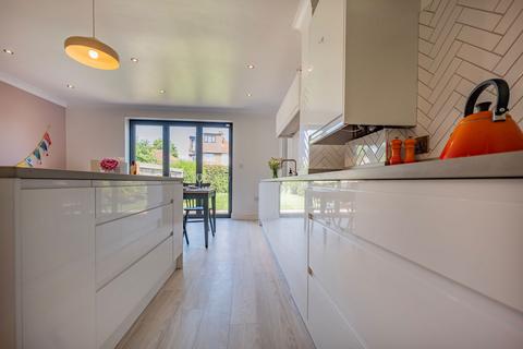 72 Salisbury Road, Bromley, BR2 9PU