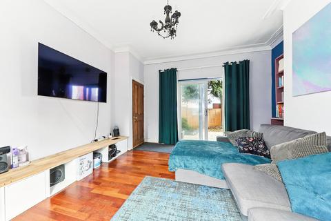 72 Salisbury Road, Leeds, LS12 2BH