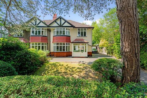 300 Brooklands Road, Manchester, M23 9HB