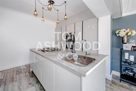 3 bedroom semi-detached house for sale, Lindsey Road, Dagenham, RM8