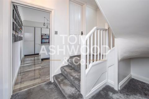 3 bedroom semi-detached house for sale, Lindsey Road, Dagenham, RM8
