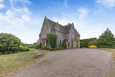 8 bedroom detached house for sale - Staplestreet Road, Hernhill, Faversham, Kent
