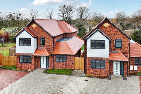 Poplar Corner, Wootton Village, Boars Hill