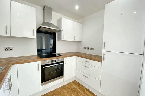 2 bedroom apartment for sale, Michigan Point Tower B,  Michigan Avenue, Salford