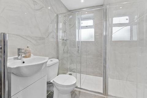 undefined, Room 4 - Rydal Crescent, UB6