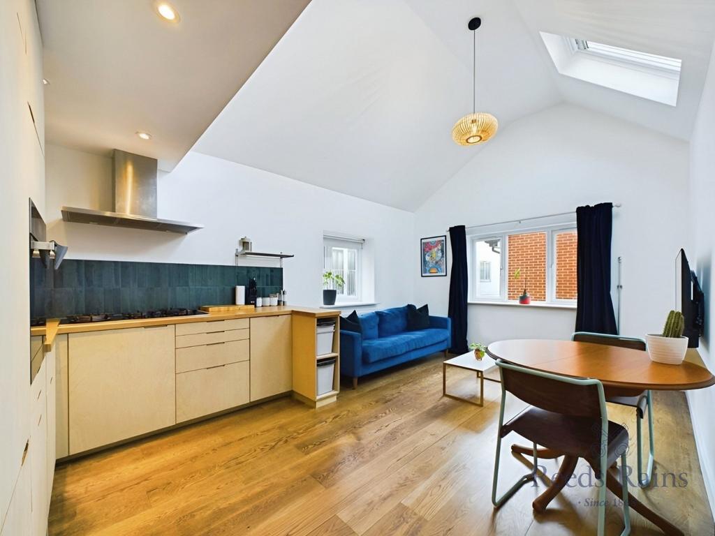 Lounge/Kitchen