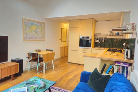 1 bedroom apartment for sale, Patrol Place, London SE6