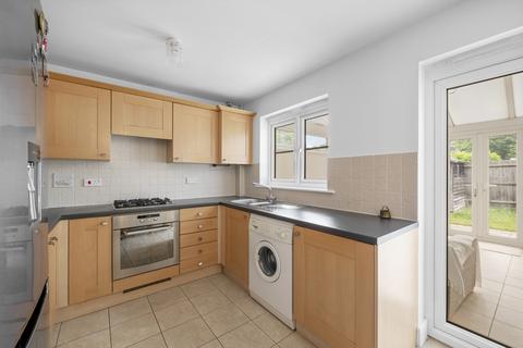 25 Aragon Place, Morden, SM4 4QD