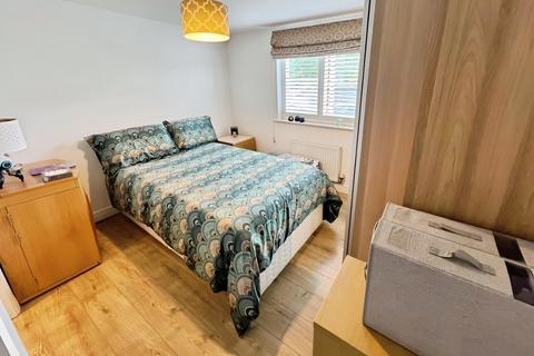 51 Ambassador Road, Stoke-on-trent, ST1 3DN