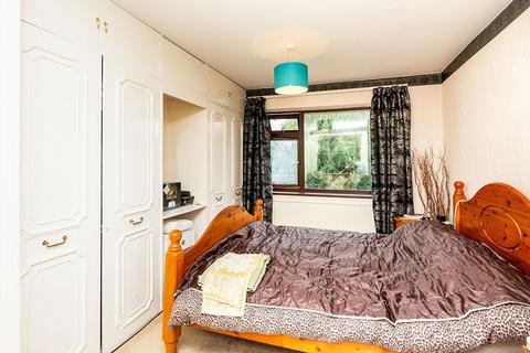 undefined, Silverdale Road, Hampshire RG26