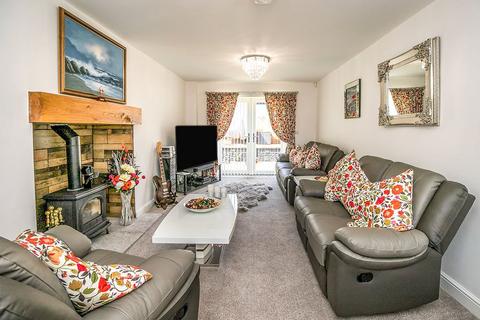 2 Garside Close, Hengoed, Oswestry, SY10 7FA