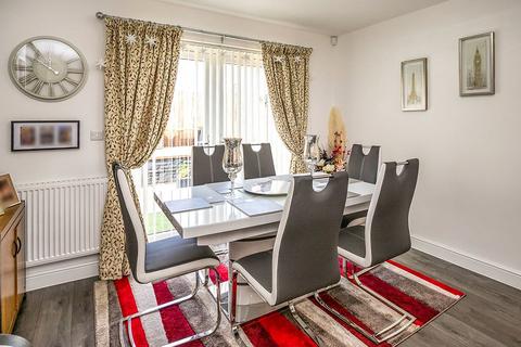 2 Garside Close, Hengoed, Oswestry, SY10 7FA