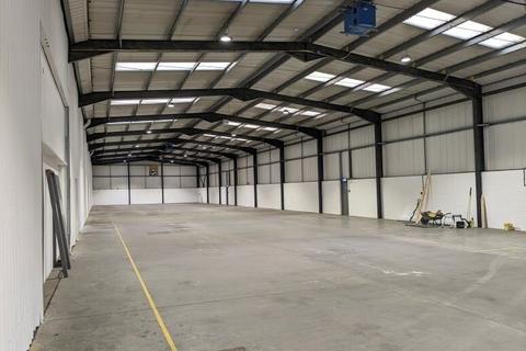 Distribution warehouse to rent, London Rd Send GU23 7LN
