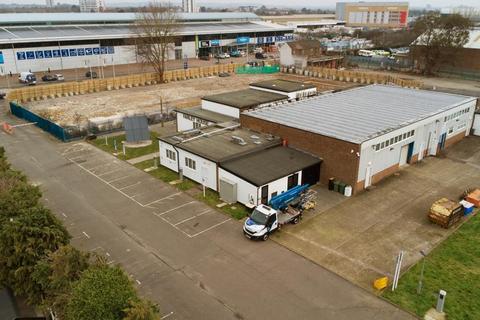 Office to rent, 22-42 Freshwater Rd Dagenham RM8 1RY