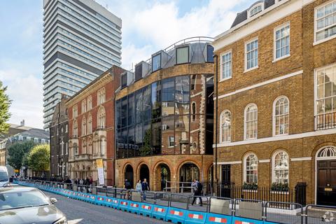 Office to rent, 14-20 St Thomas St London SE1 9RR