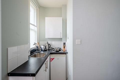 undefined, ONE BEDROOM  TO LET  HILL STREET  MAYFAIR  W1