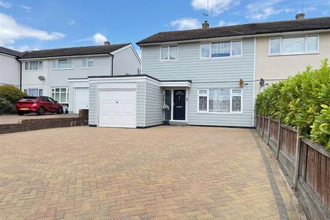 Derwent Avenue, Rayleigh
