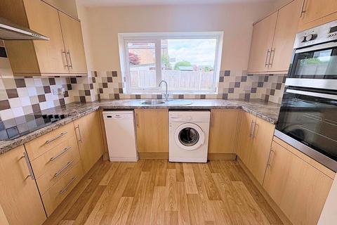 3 bedroom semi-detached house for sale, Derwent Avenue, Rayleigh