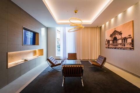 undefined, High Street, Hornsey, London, N8