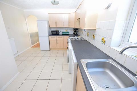 4 bedroom detached house for sale, Wickham Close, Newington