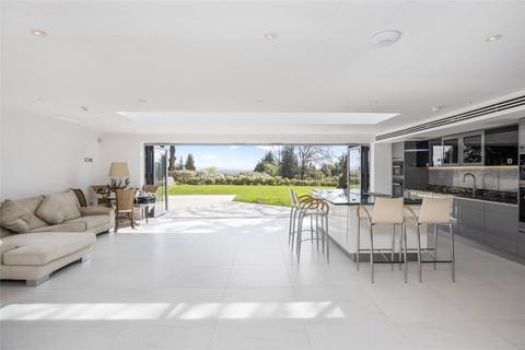 7 bedroom detached house to rent, Mount Road, Woking GU22