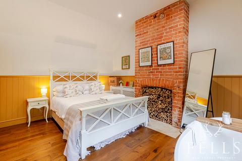 3 bedroom link detached house for sale, Lester Square, Burley BH24