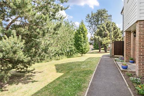 5 Cygnet Close, Orpington, BR5 2FB