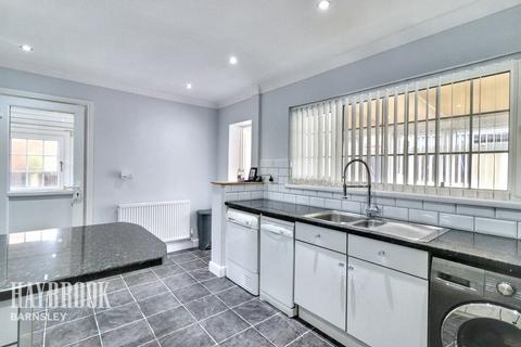 3 Baycliff Close, Barnsley, S71 2SQ