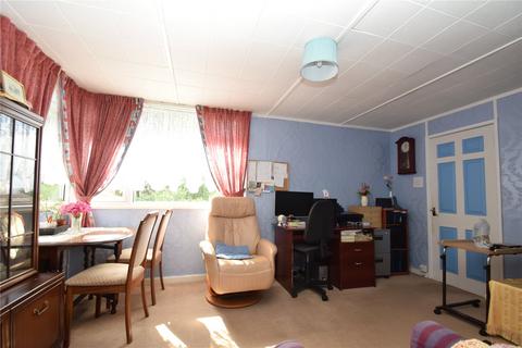 2 bedroom bungalow for sale, Evelyn Drive, Scarborough, North Yorkshire, YO12